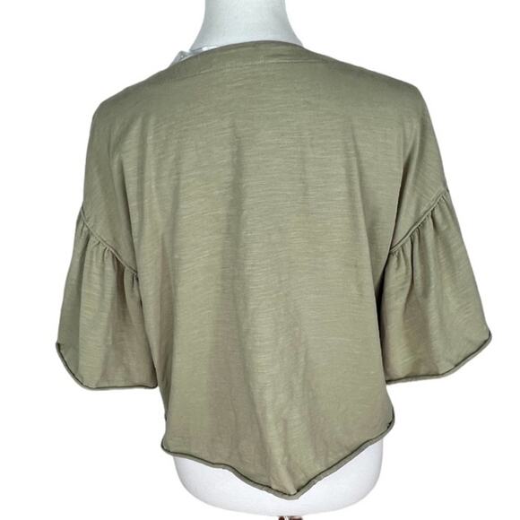 Chelsea and Violet Sage Green Slub Cotton Crop Tee with Ruffle Sleeve Size M - Picture 4 of 6